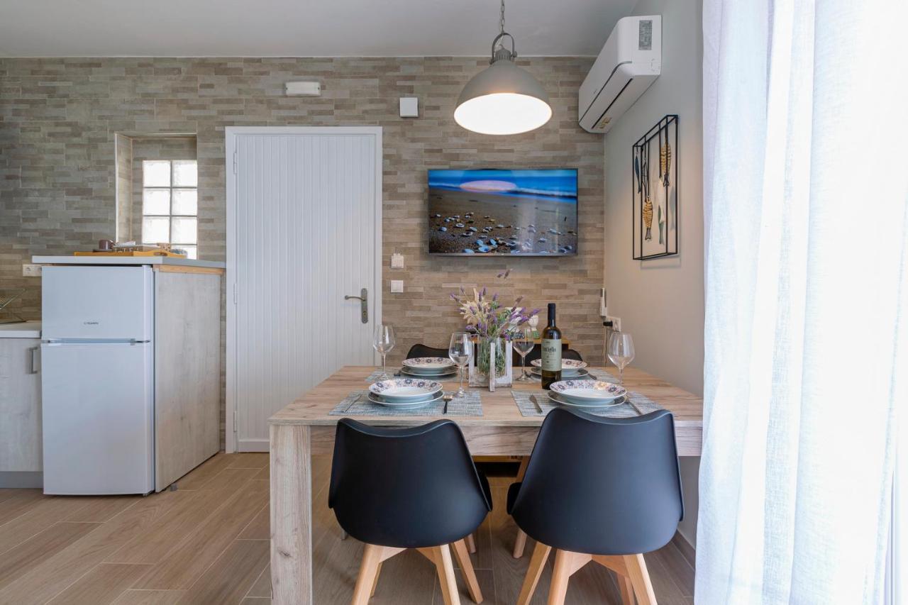 Sofia'S Apart 4U Glyfada  Luaran gambar