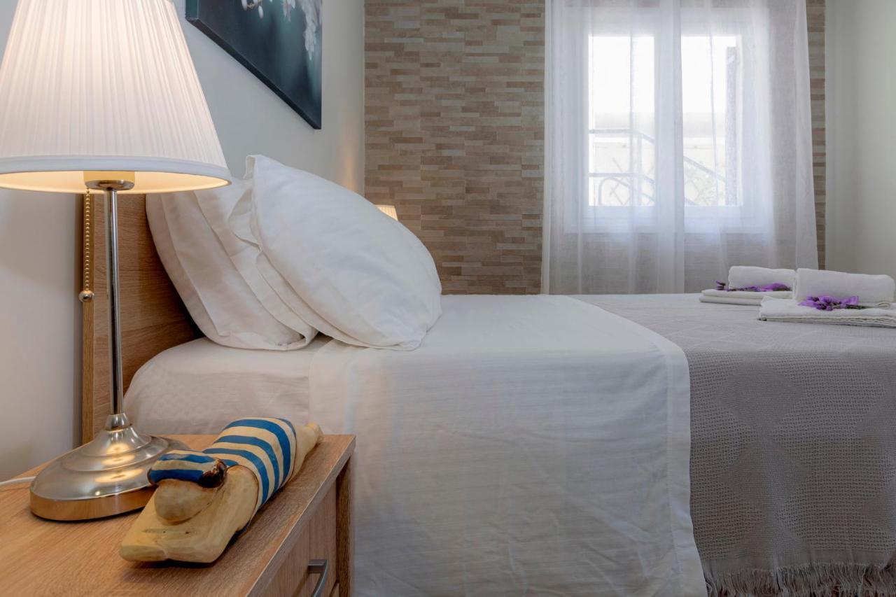 Sofia'S Apart 4U Glyfada  Luaran gambar
