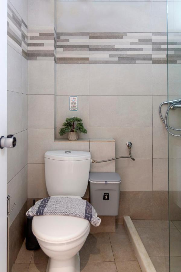 Sofia'S Apart 4U Glyfada  Luaran gambar