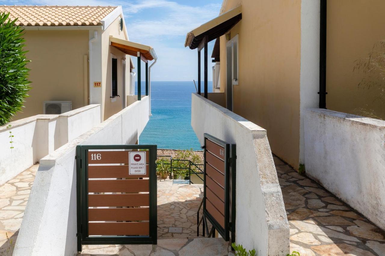 Sofia'S Apart 4U Glyfada  Luaran gambar