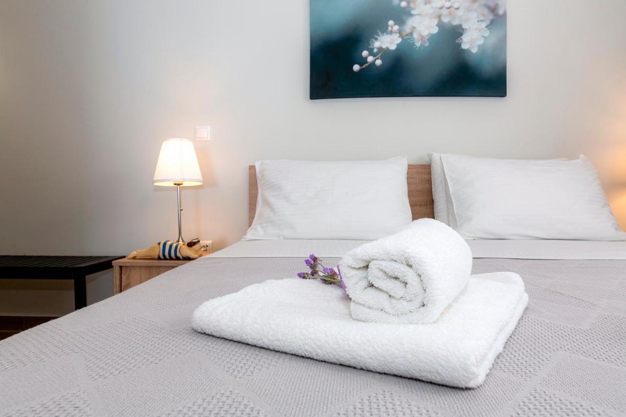 Sofia'S Apart 4U Glyfada  Luaran gambar