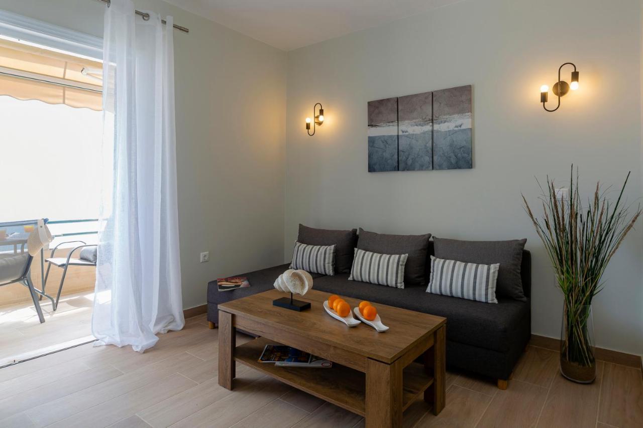 Sofia'S Apart 4U Glyfada  Luaran gambar