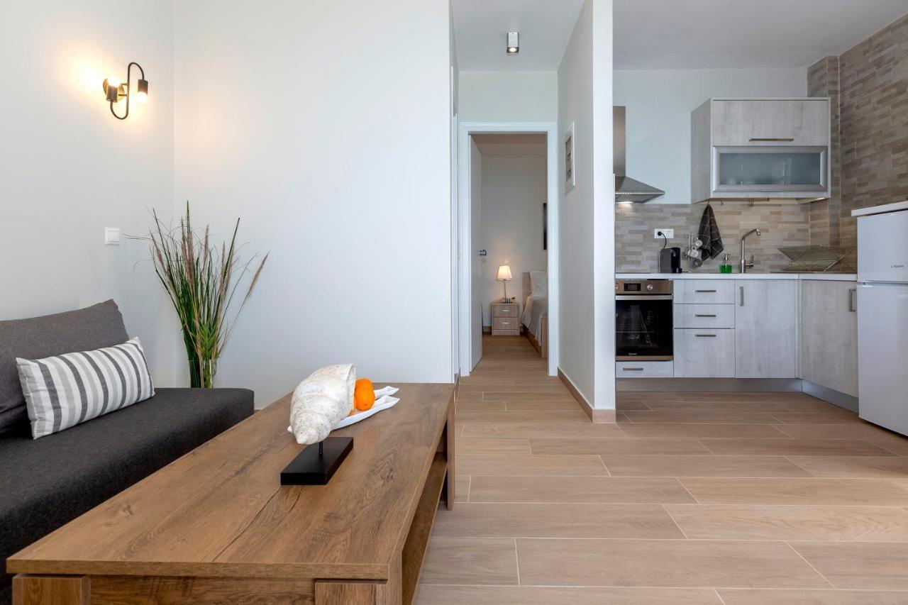 Sofia'S Apart 4U Glyfada  Luaran gambar