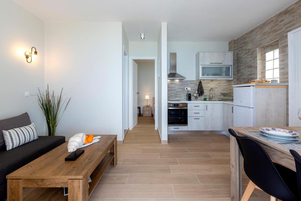 Sofia'S Apart 4U Glyfada  Luaran gambar